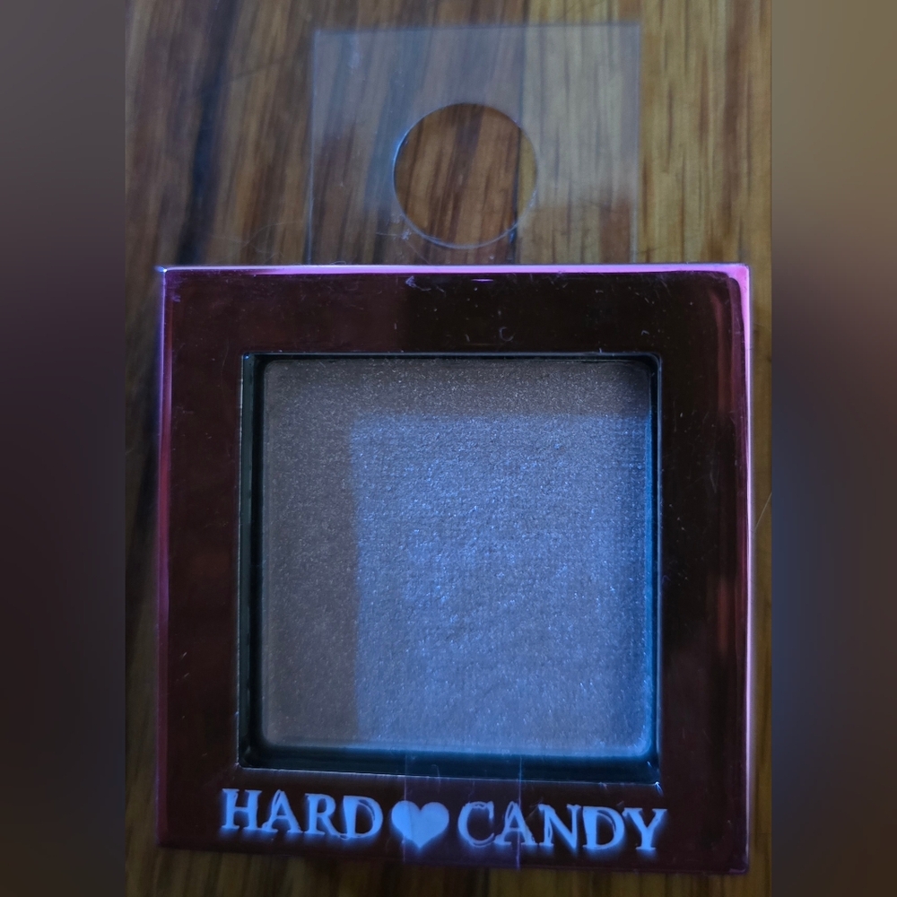 Hard Candy Shimmery Eyeshadow